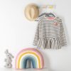 Laleni Aufbewahrung Laleni Kinderkleiderbügel mit Samtbezug – rutschfeste Babybügel (30-tlg), 360° drehbar, platzsparend – Ideal für Kleiderschrank-Organisation Grau