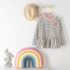 Laleni Kinderkleiderbügel mit Samtbezug – rutschfeste Babybügel (30-tlg), 360° drehbar, platzsparend – Ideal für Kleiderschrank-Organisation Puderrosa Aufbewahrung Laleni