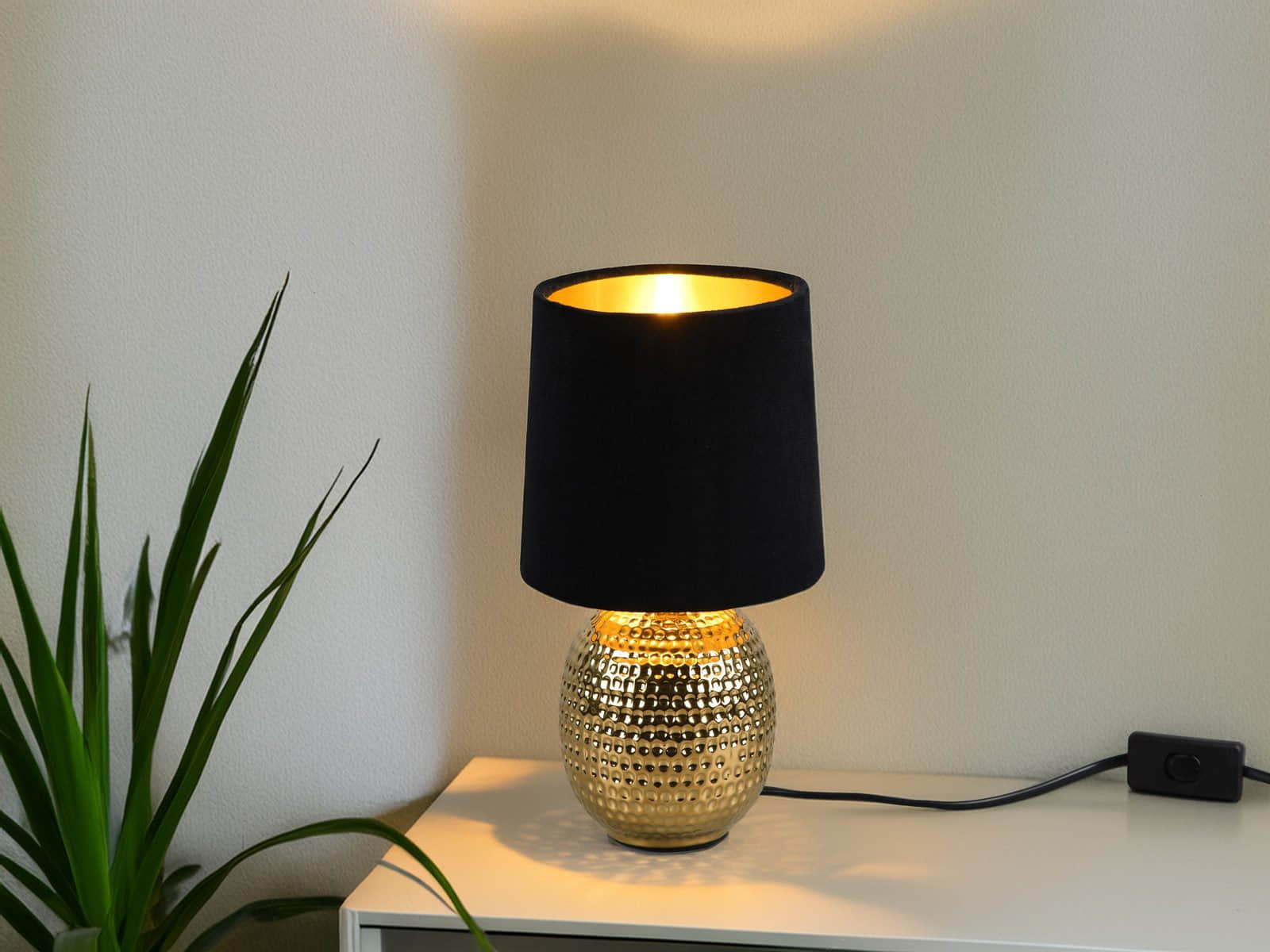 Reality Leuchten Lampen Reality Leuchten Billy LED Table Lamp - Dimmable Black Matte & Gold Night Light with Velvet Shade (26cm) - Warm White Lighting Schwarz-Gold