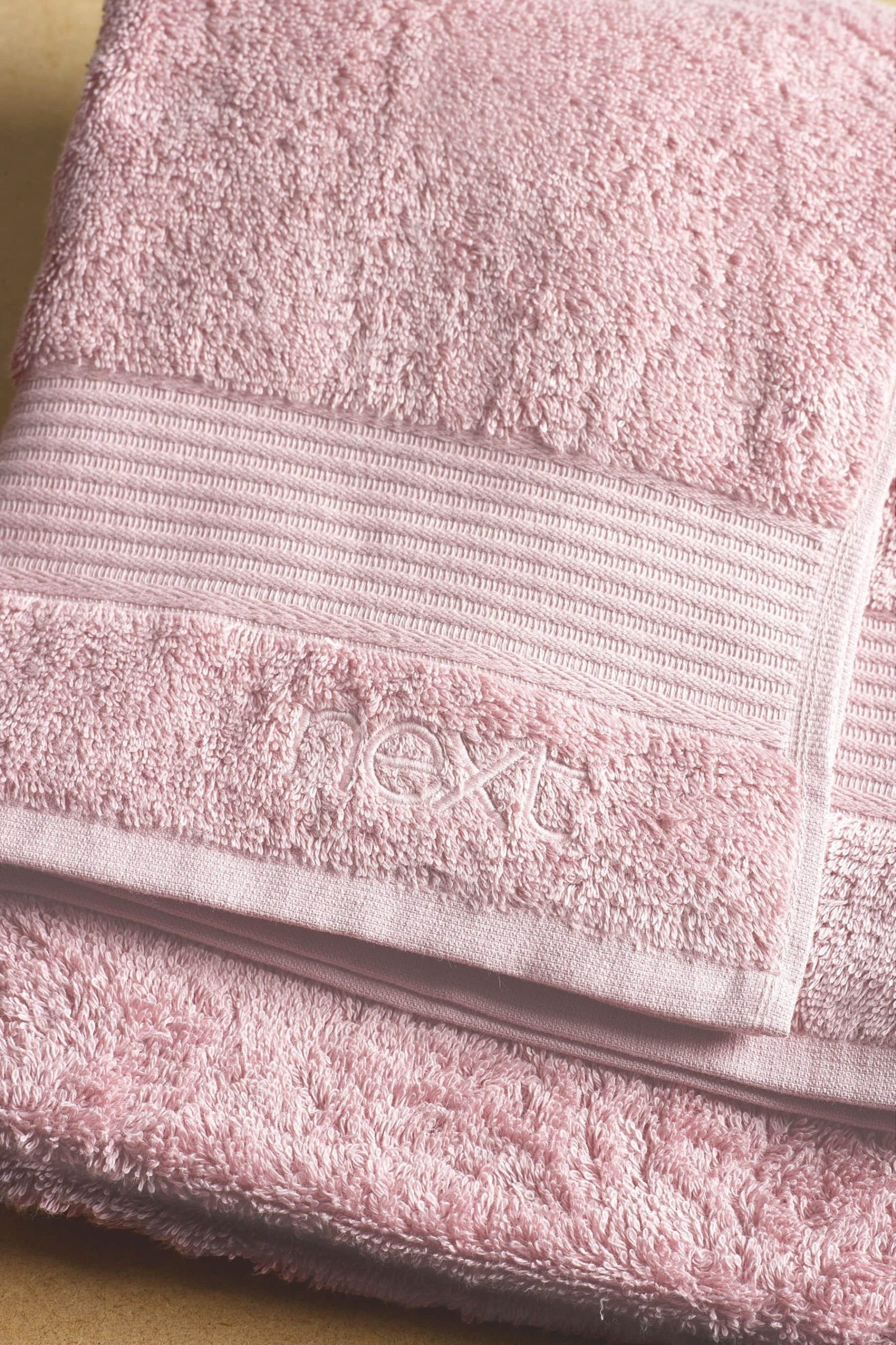 Handtücher Next Next Premium Egyptian Cotton Bath Towel - 600 GSM Ultra Soft Handtuch (1-Piece) | Luxury Spa Quality | OEKO-TEX Certified Pink Light