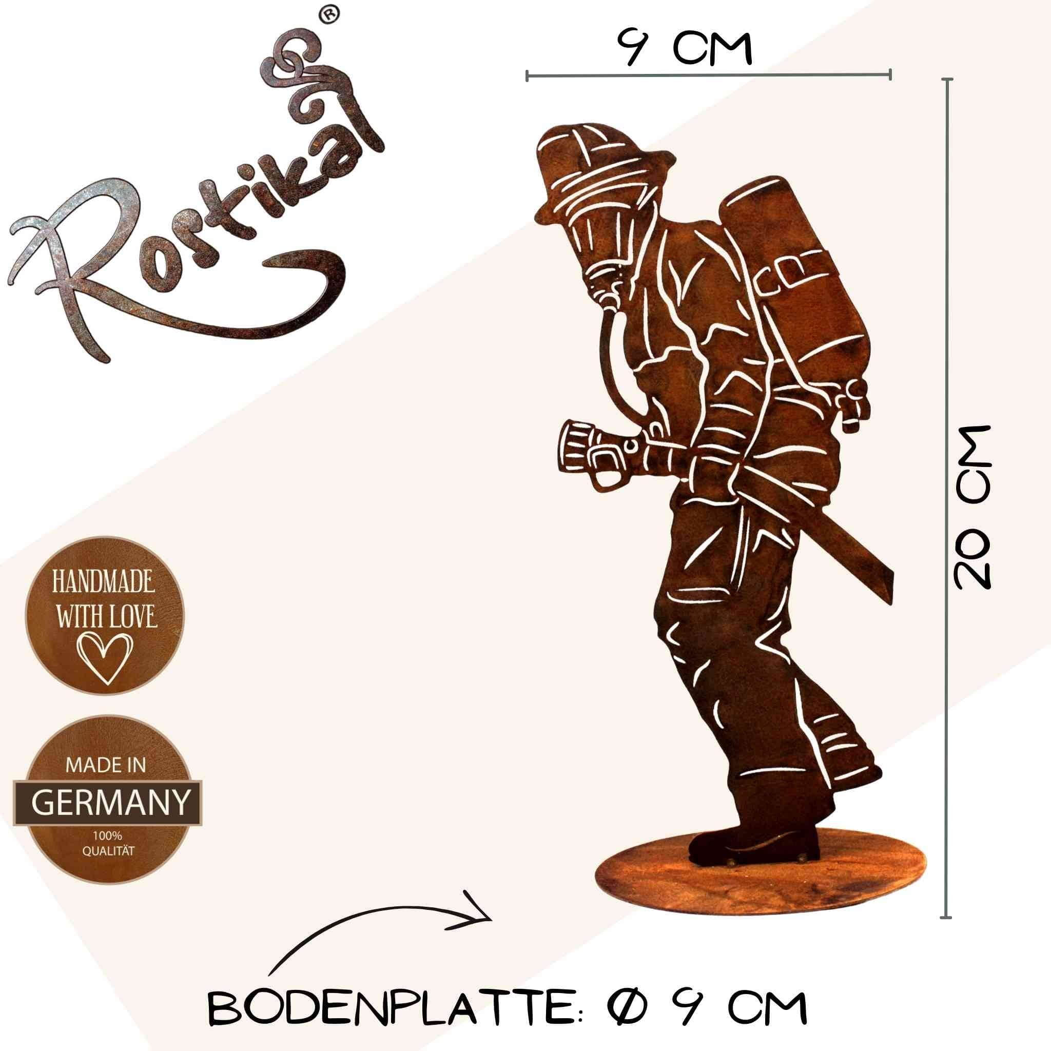 Rostikal Rostikal Feuerwehrmann Figur - Handgemachte Metall Deko Skulptur mit Edelrost Finish (40 cm) - Ideal als Gartendeko oder Geschenk für Feuerwehrfans Dekoration