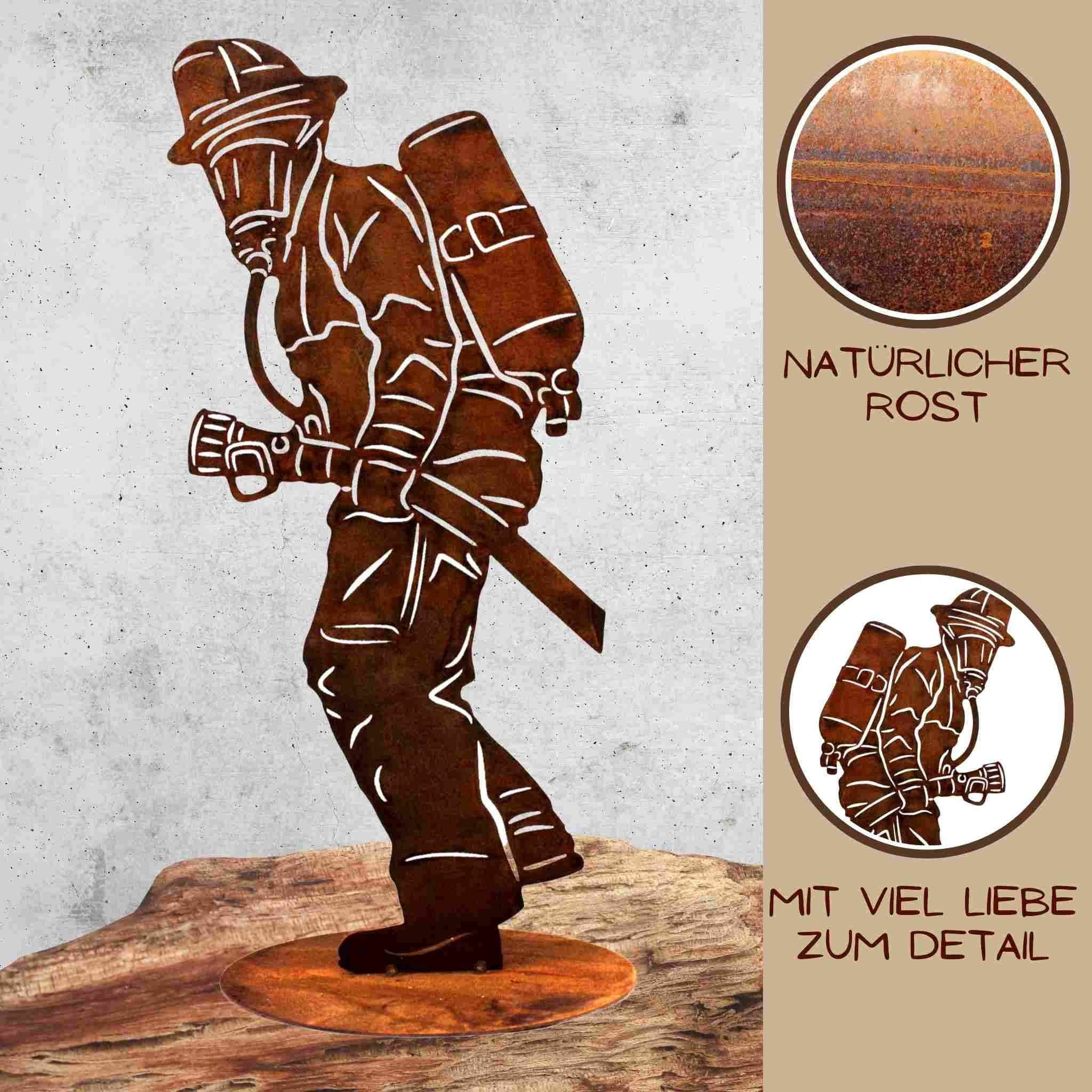 Rostikal Rostikal Feuerwehrmann Figur - Handgemachte Metall Deko Skulptur mit Edelrost Finish (40 cm) - Ideal als Gartendeko oder Geschenk für Feuerwehrfans Dekoration